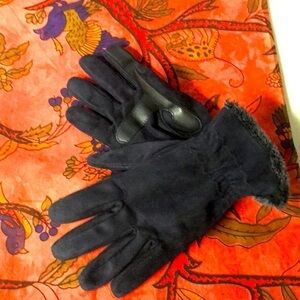 Fleece lined Suede Gloves Black Size Med Like new condition